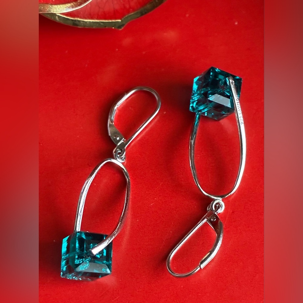 925 Silver Earrings,Elegant Silver and Blue Drop Earrings - Picture 9 of 9